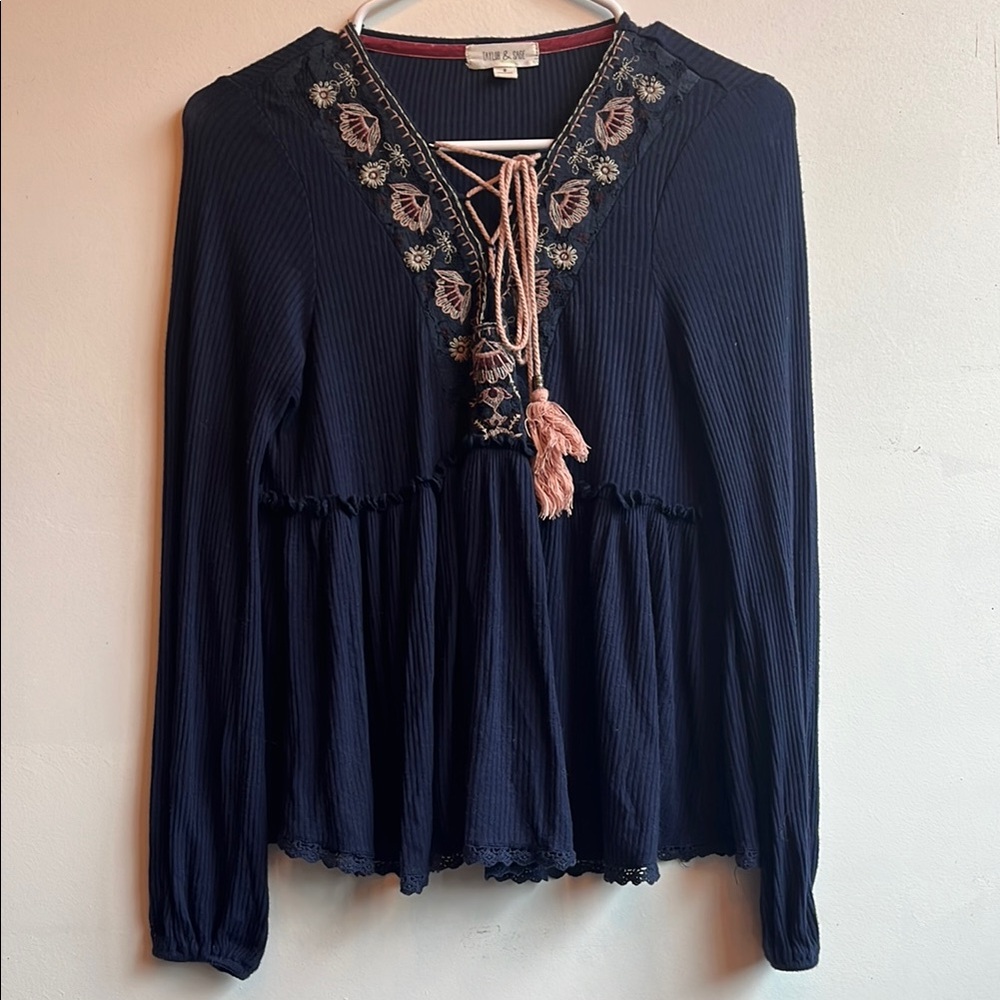 Taylor & Sage Navy Embroidered Blouse Small